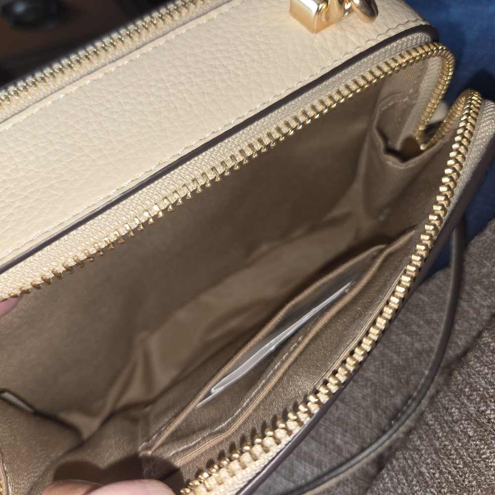 Coach Cream and Black Crossbody Bag - Picture 6 of 7